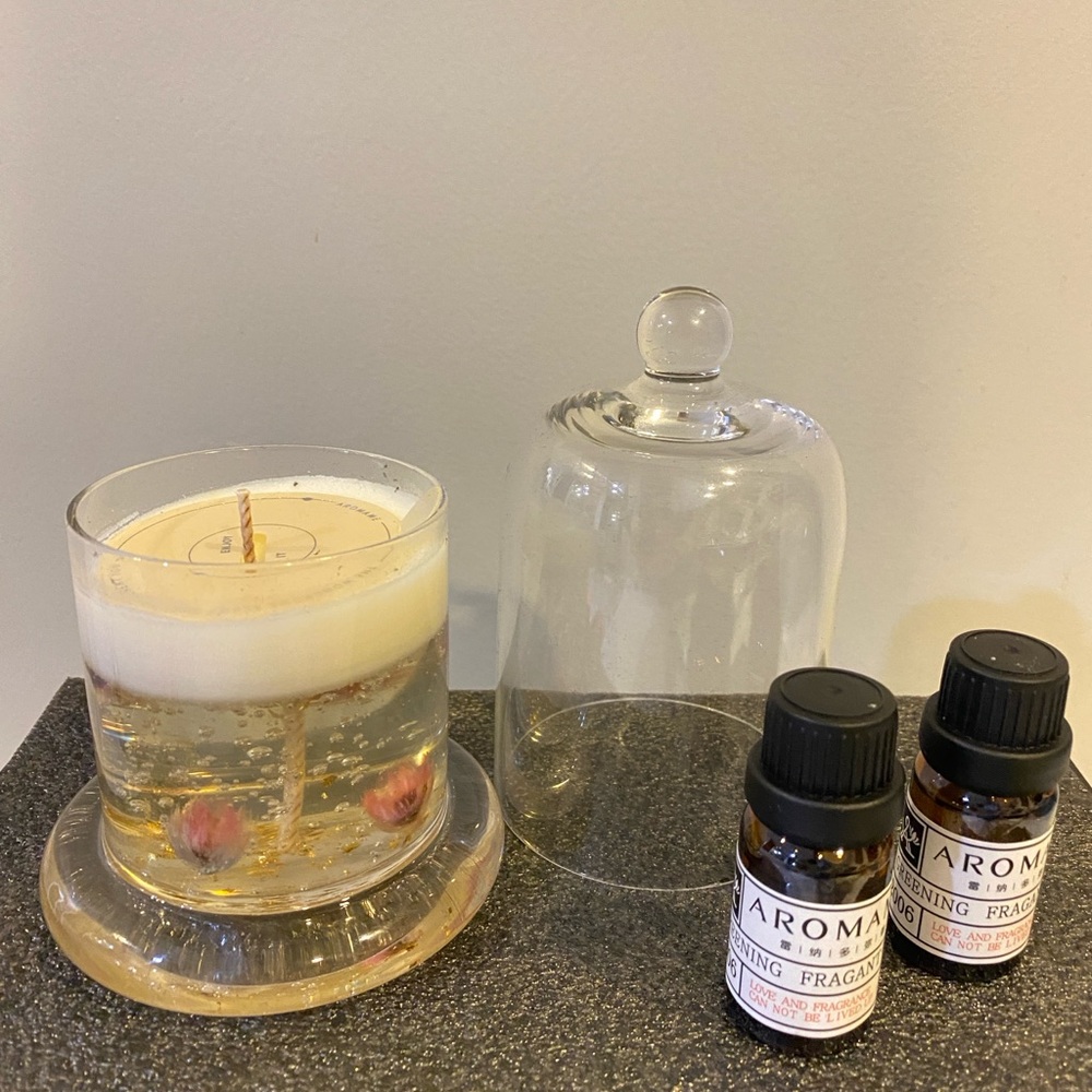 New! Aroma Candle and Essential Oils Set